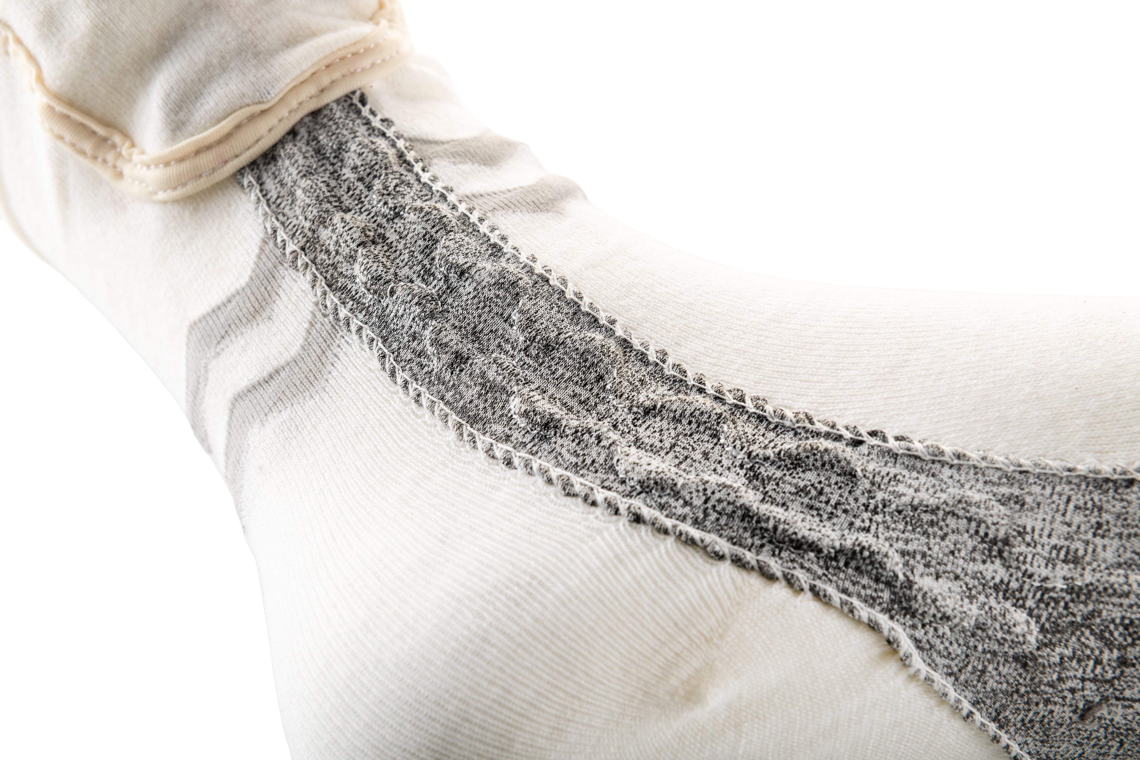 Calcetines Calefactables - Aerowhite | Edición Deportiva - USB-C | Finos y Resistentes